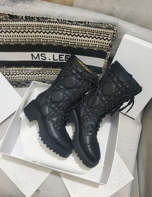 レディース ショートブーツの 通販 CHRISTIAN DIOR PARIS ロゴ