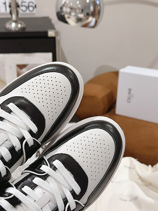 セリーヌ クラシックなデザイン  CELINE HOMMEの新しいTRAINERコレクション