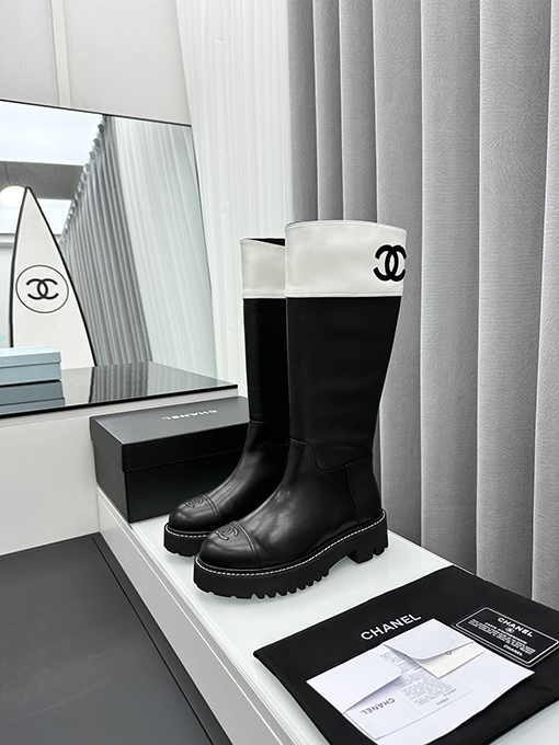 レディース✦ シャネルコピー  ロングブーツ    本革