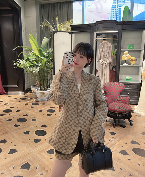 グッチ ダブルGバックルスーツジャケット