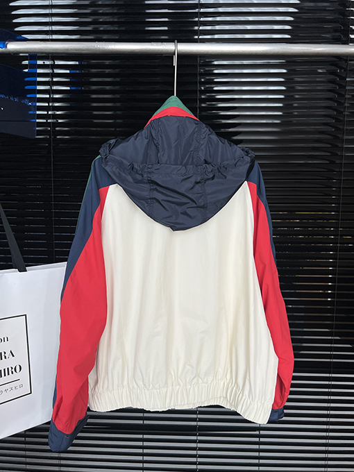 グッチ フード付き長袖ジャケット