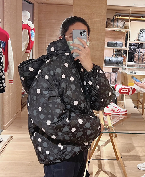 ルイヴィトン 水玉模様のタートルネックフード付き ダウン ジャケット
