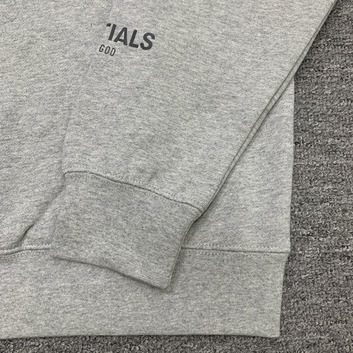 フィアオブゴッド エッセンシャルズ 胸元小さなロゴ3Mロゴ 裏起毛 スウェットTシャツ