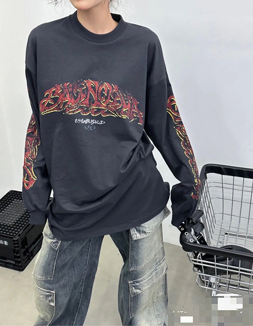 バレンシアガ プリント長袖Tシャツ ロンT