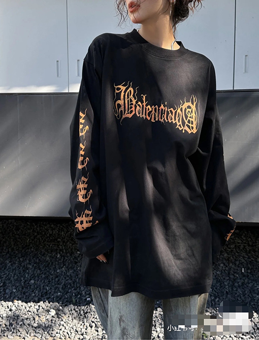 バレンシアガ サンスクリット文字のロングスリーブシャツ   長袖Tシャツ ロンT