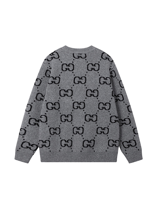 グッチ GG刺繍の厚手ニットカーディガン