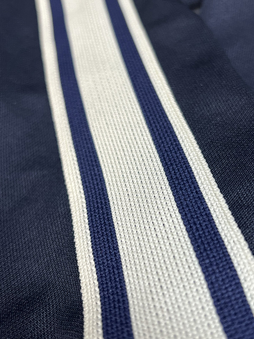 レディース 刺繍入りベースボールジャケット