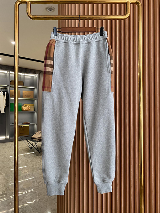 バーバリー スウェットパンツ ファッション