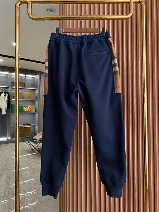 バーバリー スウェットパンツ ファッション