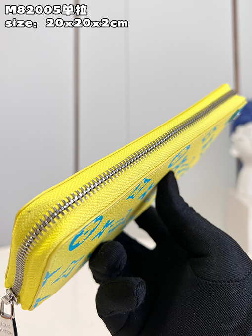 ルイヴィトン 縦ファスナー財布M82005