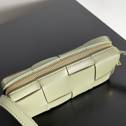 ボッテガヴェネタ ショルダーバッグ