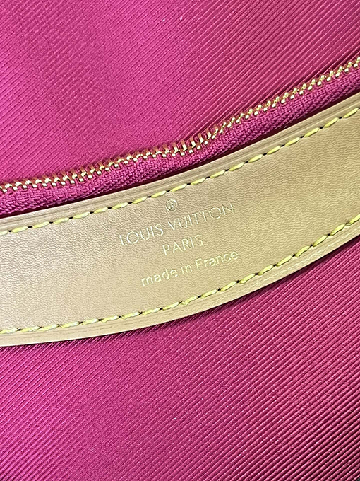 ルイヴィトン 刺繍ショルダーストラップバッグ M46049