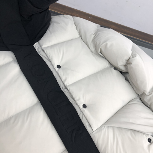 モンクレール フランス限定メンズジャケットダウン