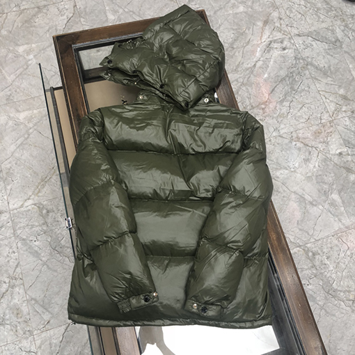 モンクレール 防風ゴムメンズ ダウン ジャケット