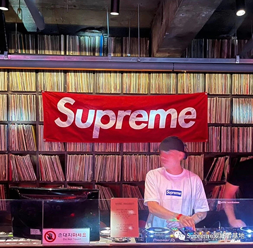 シュプリームコピー 韓国ソウルオープン限定SEOUL BOX LOGO TEEムグンファプリント半袖