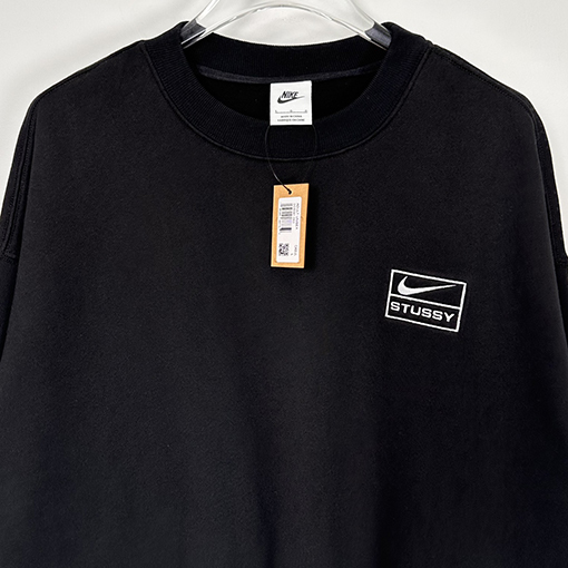 ステューシー x コラボ！ブクル刺繍ロゴ裏起毛スウェット長袖 Tシャツ