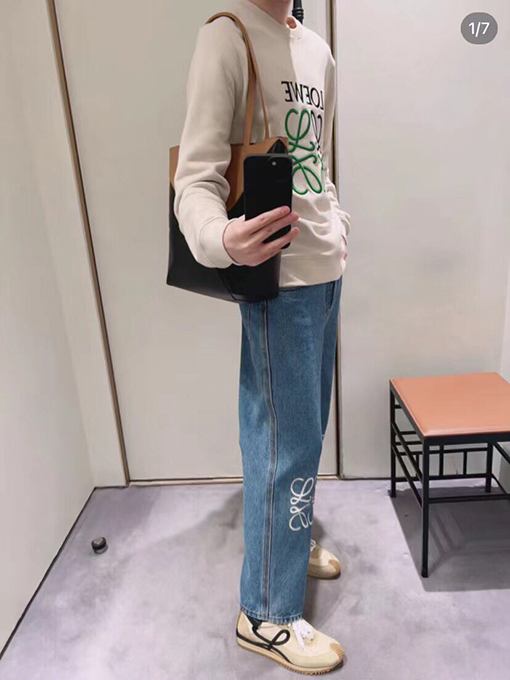 ロエベ 23FWクラシックビッグロゴ刺繍ラウンドネックスウェットシャツ
