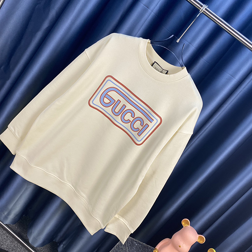 グッチ クラシックレタープリントラウンドネックスウェット