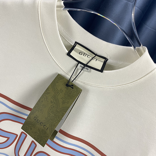 グッチ クラシックレタープリントラウンドネックスウェット
