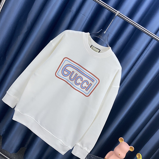 グッチ クラシックレタープリントラウンドネックスウェット