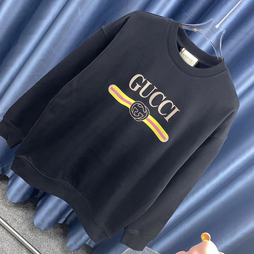 グッチ クラシックベルトレタープリント ラウンドネックスウェット