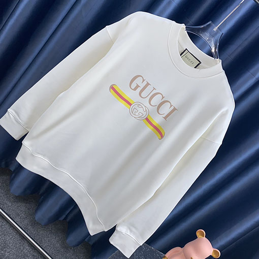 グッチ クラシックベルトレタープリント ラウンドネックスウェット