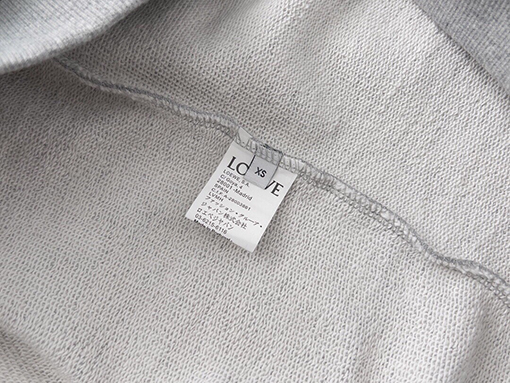 ロエベ クラシックな大型ロゴ刺繍のラウンドネックスウェット