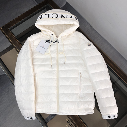 モンクレール メンズフード付き ダウン ジャケット