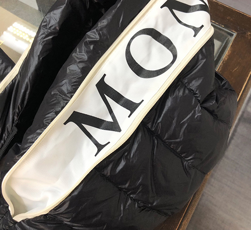 モンクレール メンズフード付き ダウン ジャケット