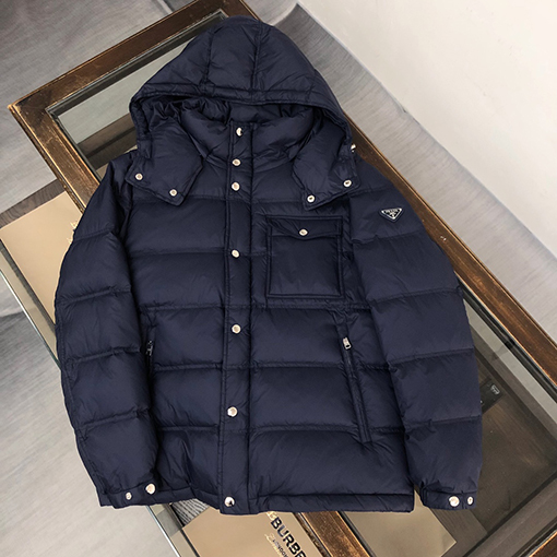 プラダ  高品質 ダウン ジャケット