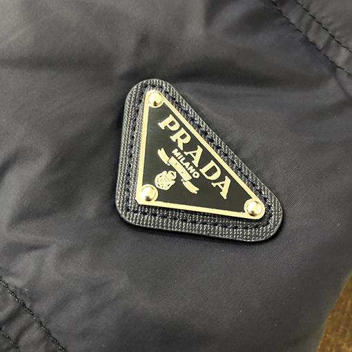 プラダ  高品質 ダウン ジャケット