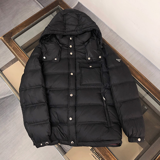 プラダ  高品質 ダウン ジャケット