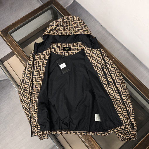 フェンディ オールドファーザーシリーズ フードつきジャケット