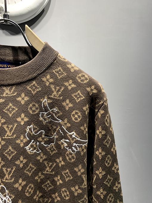 ルイヴィトン 新作 Monogram グラフィティ 刺繍 ラウンドネックセーター