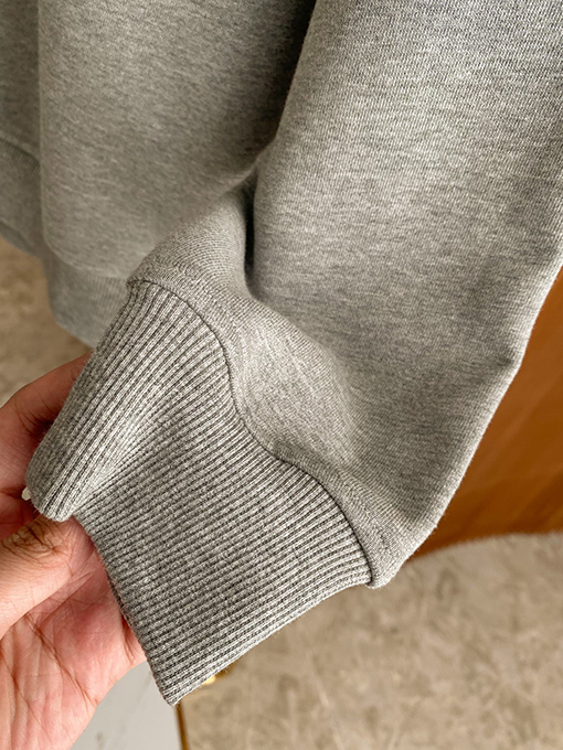 バーバリー 個性な後ろ刺繍デザインスウェット