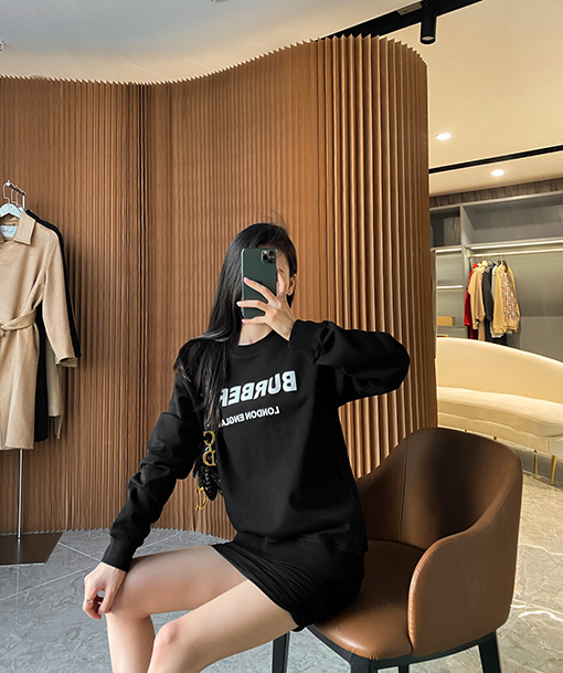 バーバリー BURBERRYプリントアルファベットパーカー