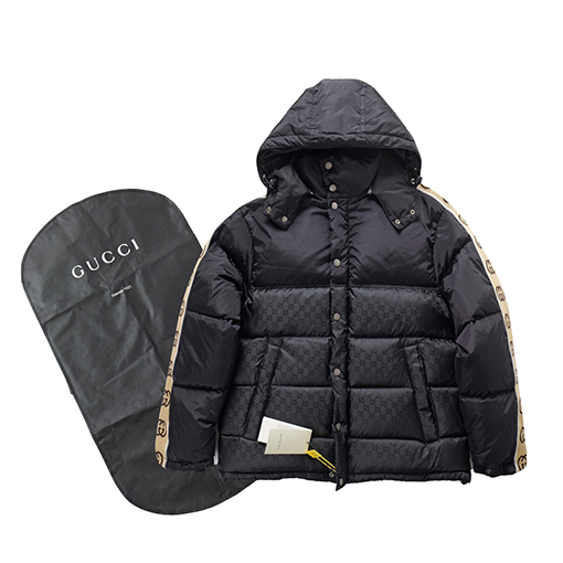 グッチ ダブルG カラーブロック テープ付きダウンジャケット