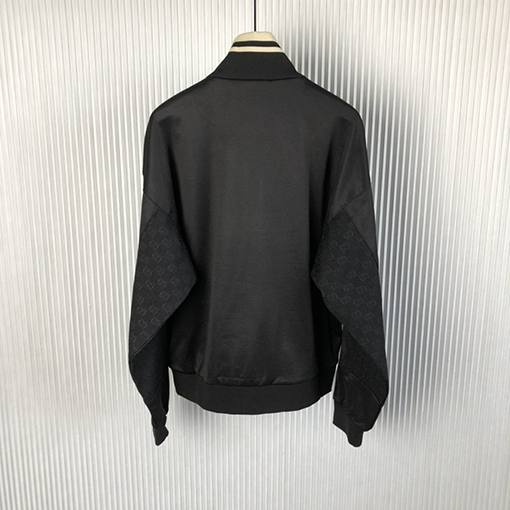 グッチ 半ジップアップジャンパーコート