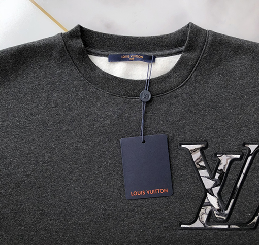 ルイヴィトン   LVロゴ刺繍スウェットTシャツ   裏起毛