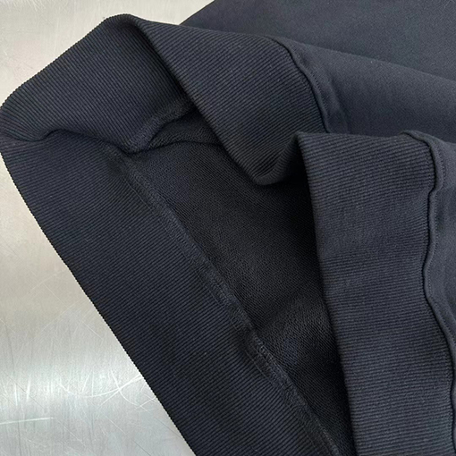 プラダ 正面三角形のロゴ スウェットTシャツ