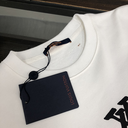 ルイヴィトン 最新のLouis Vuittonクルーネックパーカー