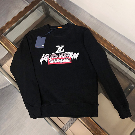 ルイヴィトン 最新のLouis Vuittonクルーネックパーカー