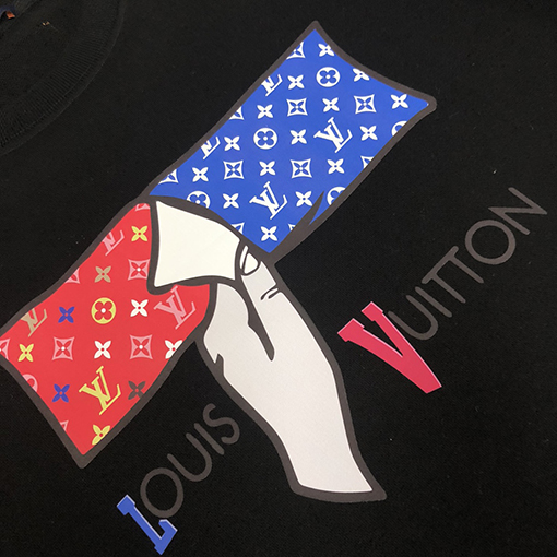 ルイヴィトン 秋冬 Louis Vuittonの新しいラウンドネックパーカー