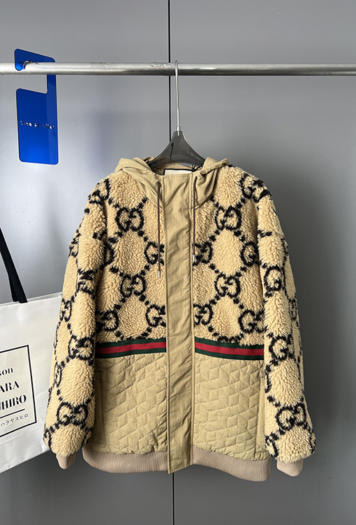 グッチ ステッチファーニットパーカー