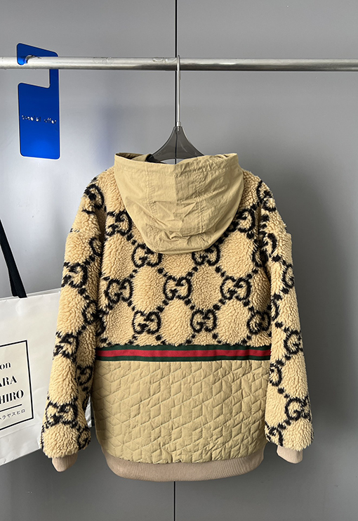 グッチ ステッチファーニットパーカー