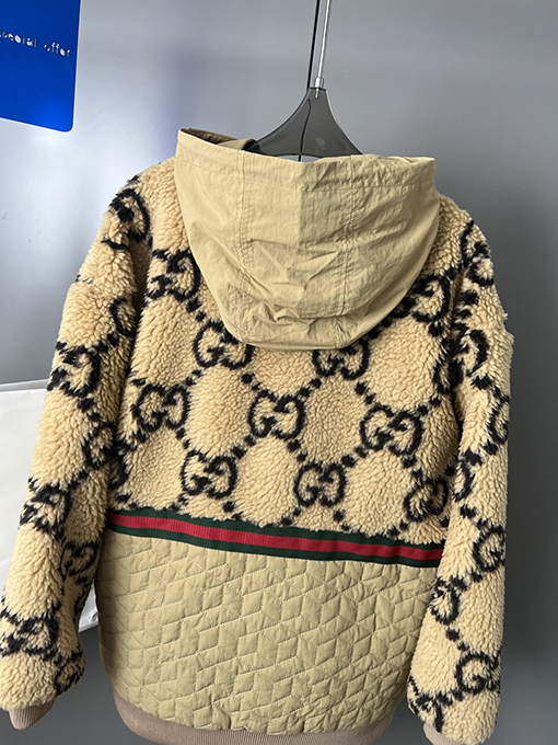 グッチ ステッチファーニットパーカー