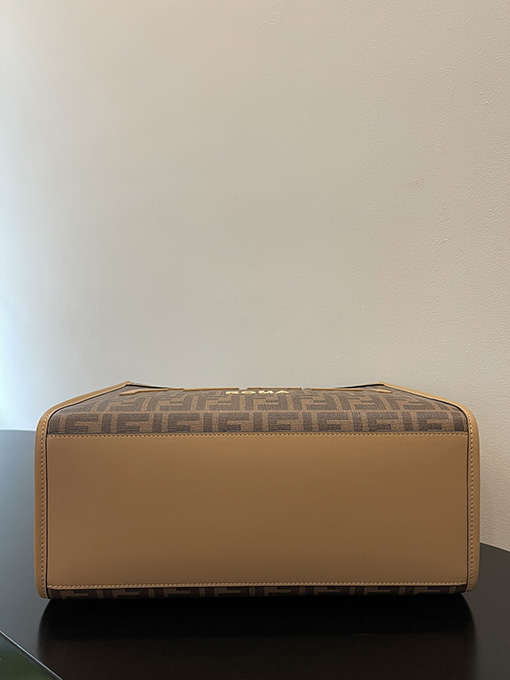 フェンディ トートバック FÉŃĎI TOTE