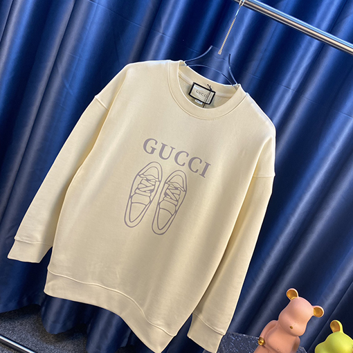 グッチ  アルファベットプリントクルーネックパーカー