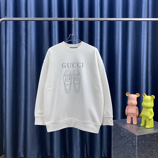 グッチ  アルファベットプリントクルーネックパーカー