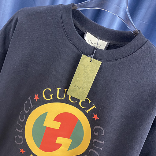 グッチ  クラシックなダブルGサークルレタープリントラウンドネックスウェット